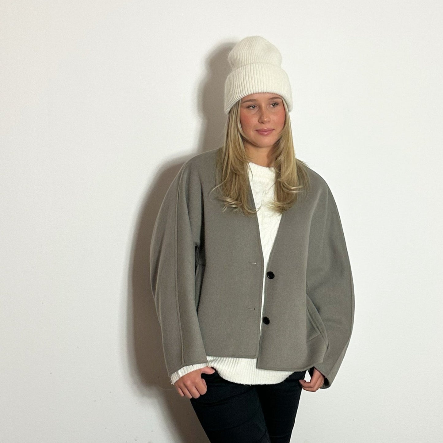 Signature Beanie 01.WHITE