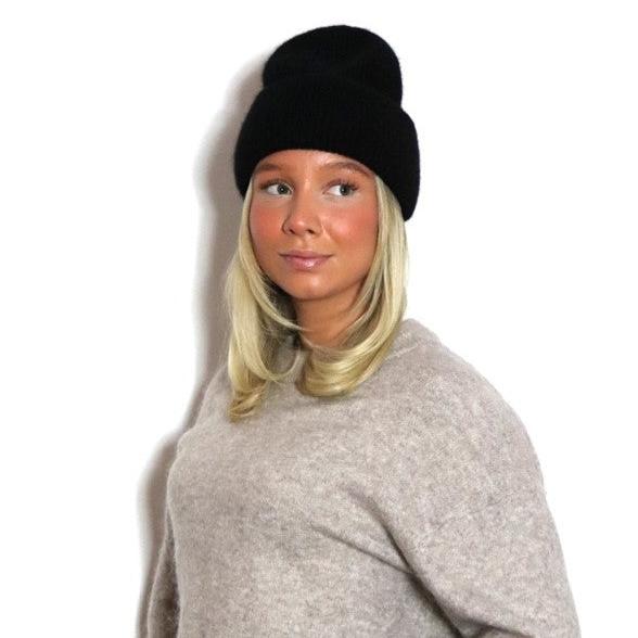 Signature Beanie 01.BLACK