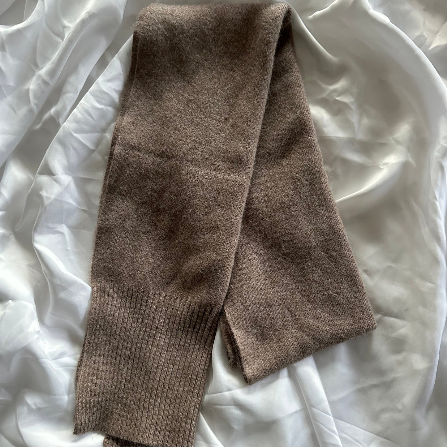 Knitted Scarf 01.HAZEL